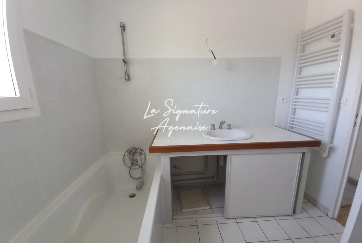 Appartement T2 avec garage au Passage, 58 m², proche commodités 