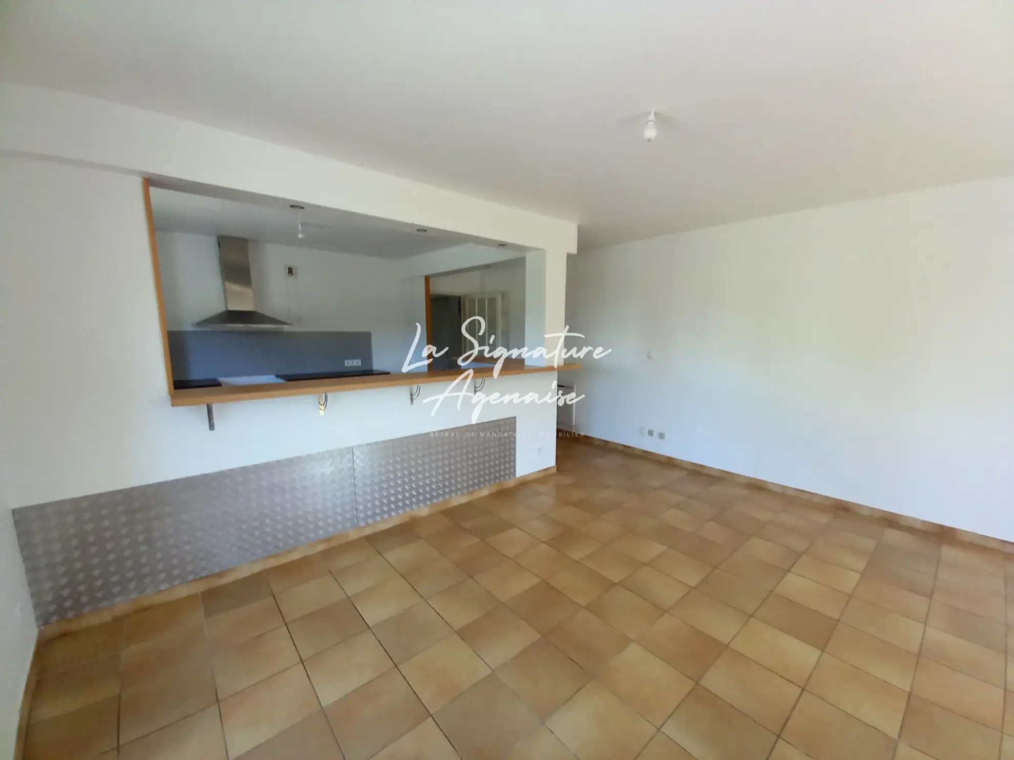 Appartement T2 avec garage au Passage, 58 m², proche commodités 