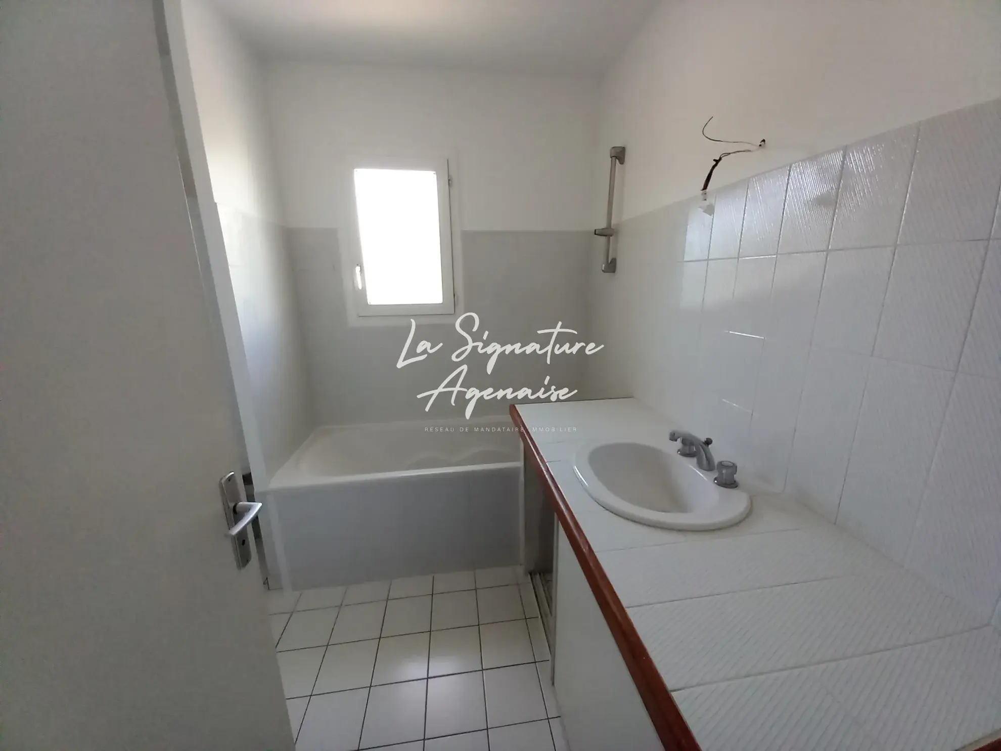 Appartement T2 avec garage au Passage, 58 m², proche commodités 
