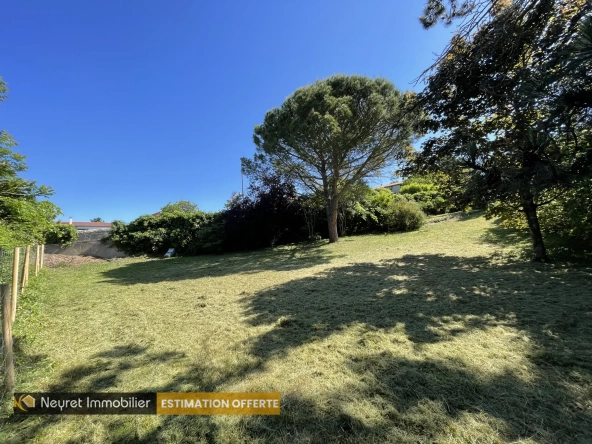 terrain constructible de 570 m² à Millery – permis accepté, proximité centre