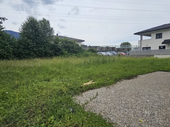 Terrain à bâtir de 778 m² à Saint-Pierre-en-Faucigny avec permis de construire accepté