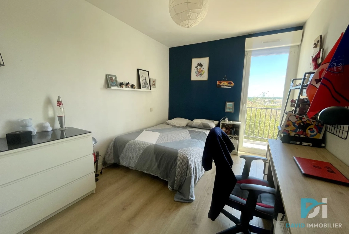 Villa T4 à Servian avec 3 chambres, terrasse et garage - environnement calme 