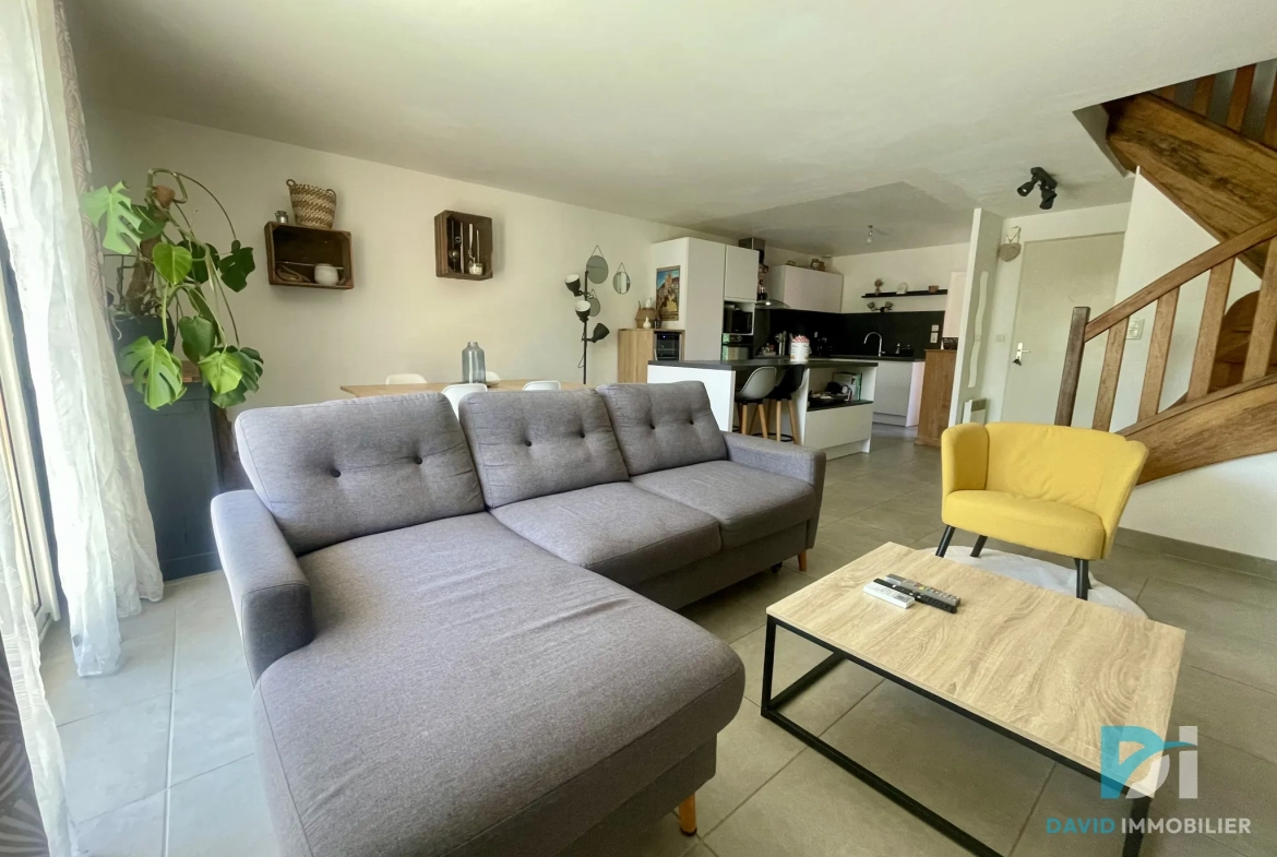 Villa T4 à Servian avec 3 chambres, terrasse et garage - environnement calme 