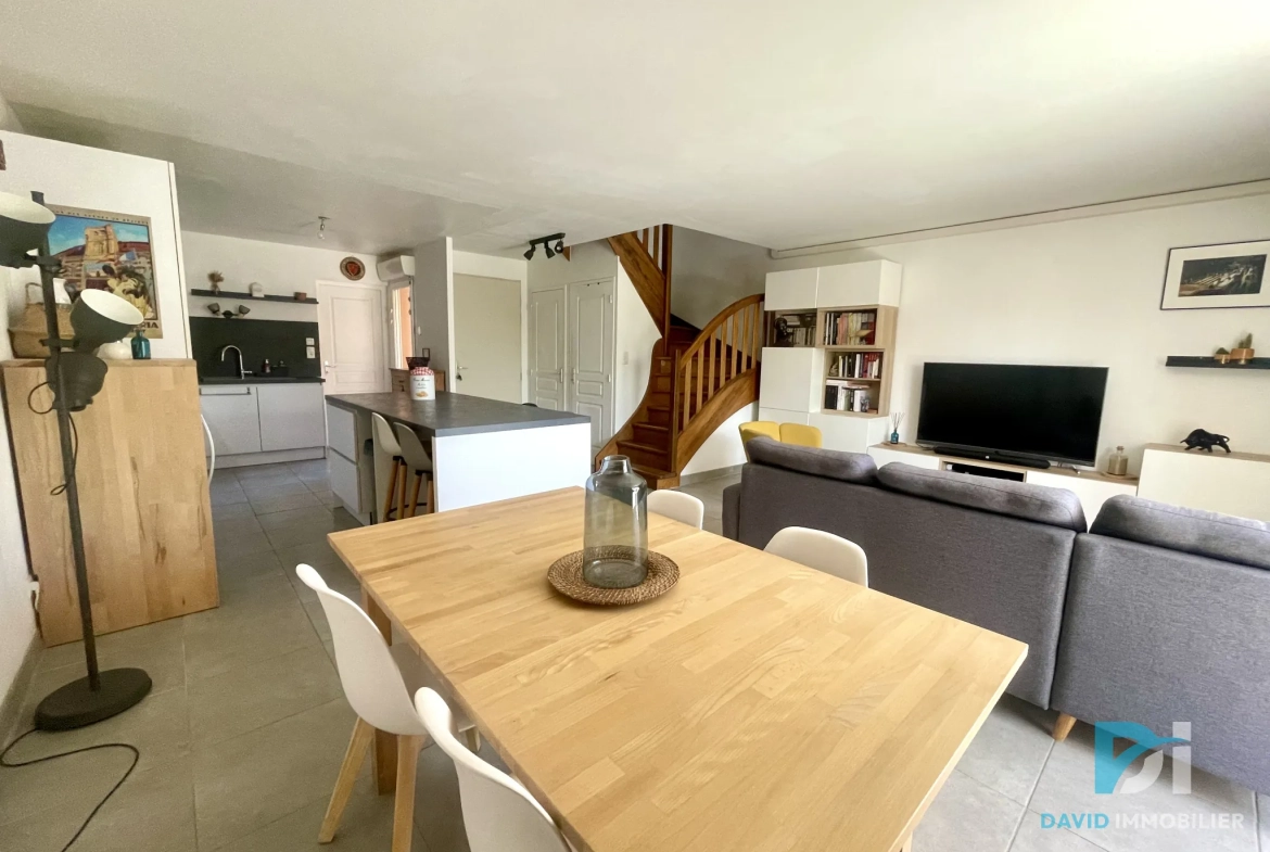 Villa T4 à Servian avec 3 chambres, terrasse et garage - environnement calme 