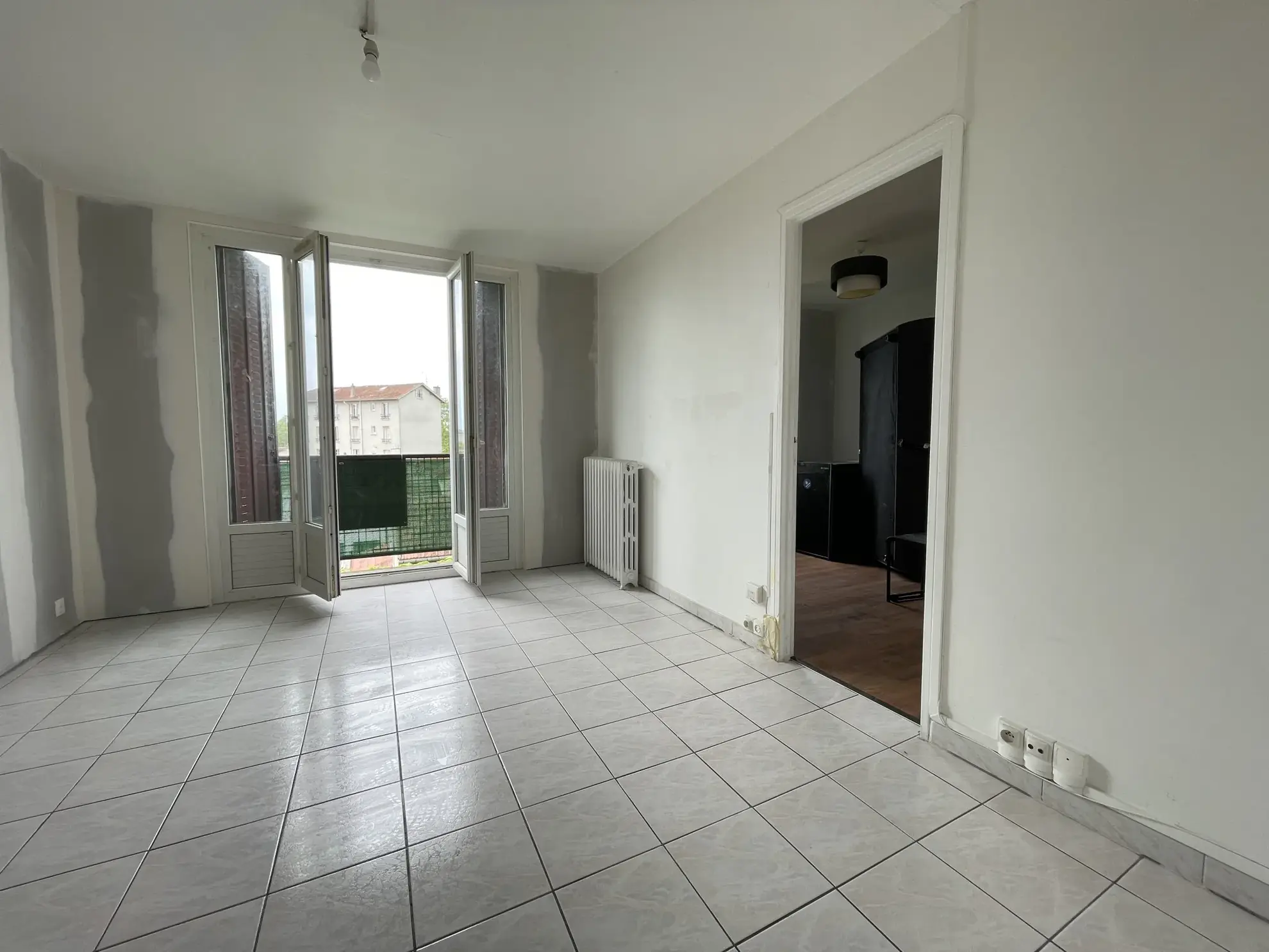 Appartement 38m² avec cave et balcon à Saint-Maur proche RER et place Kennedy 