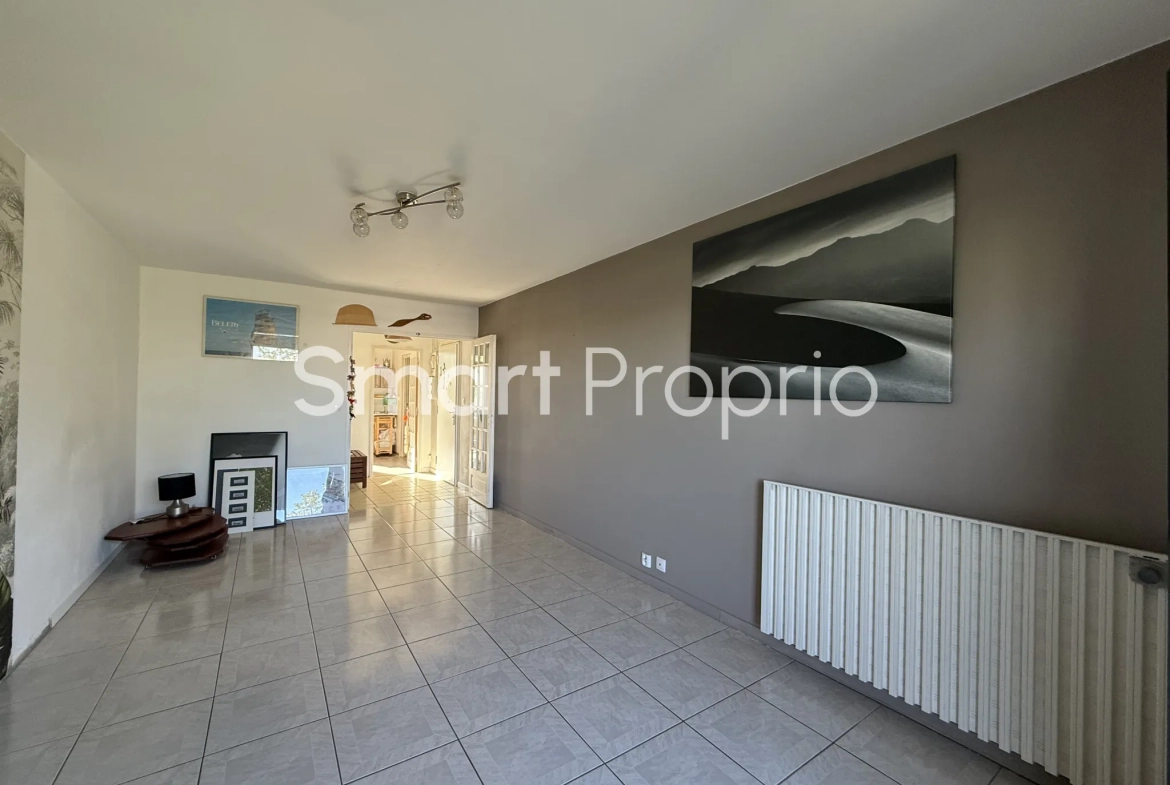 Appartement traversant de 82 m² avec balcon à Lormont 
