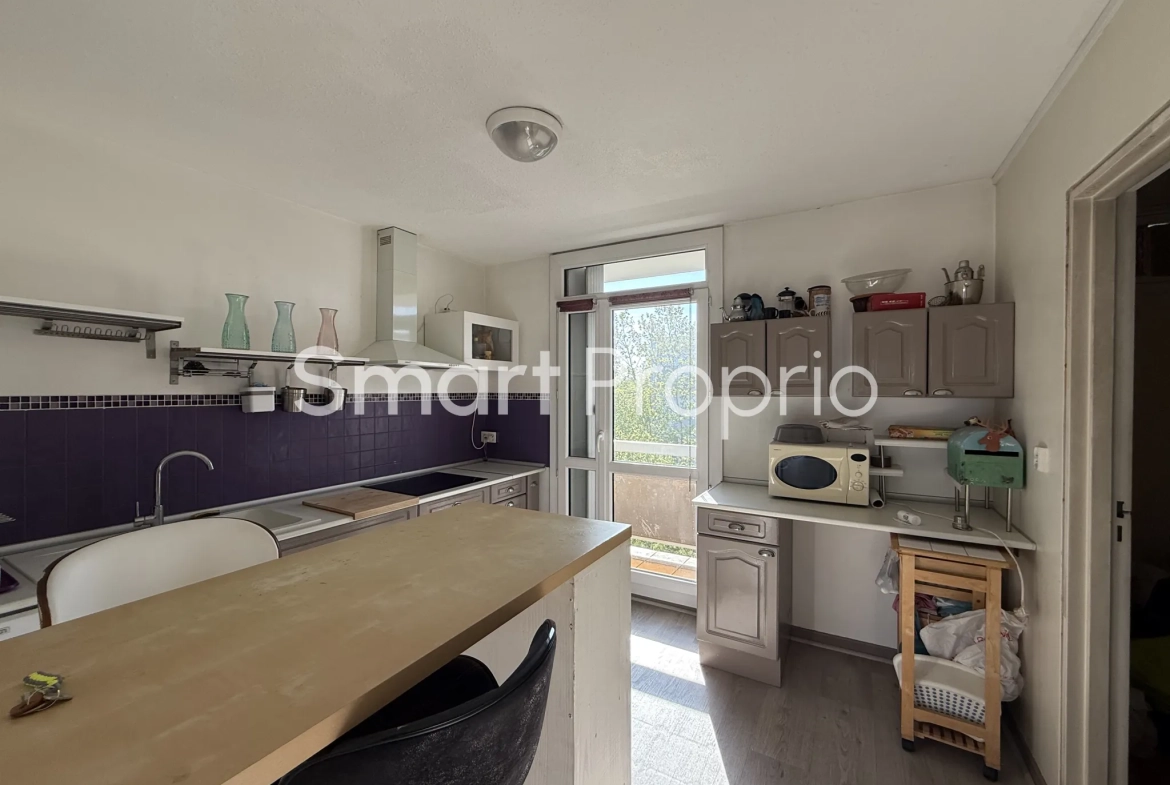 Appartement traversant de 82 m² avec balcon à Lormont 
