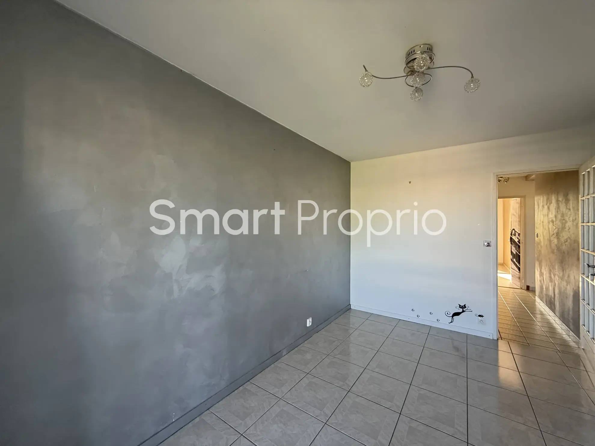 Appartement traversant de 82 m² avec balcon à Lormont 