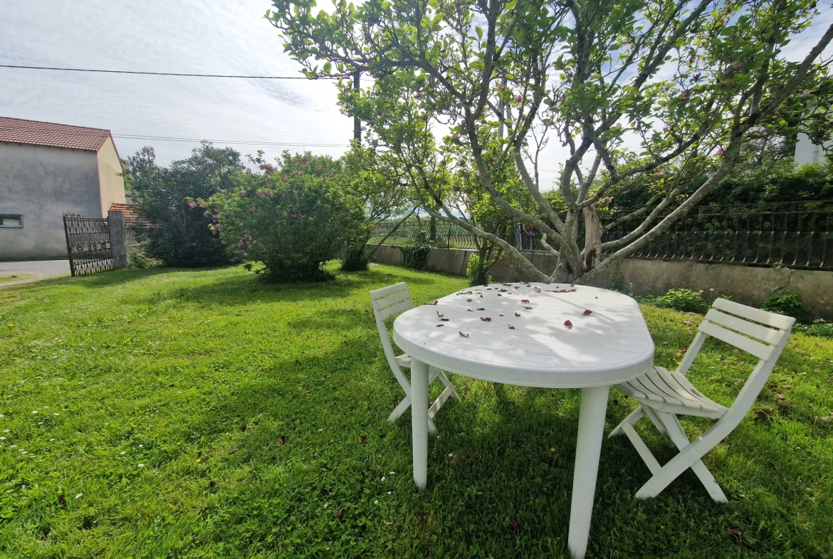 A vendre maison rénovée avec deux appartements à Rabastens-de-Bigorre 