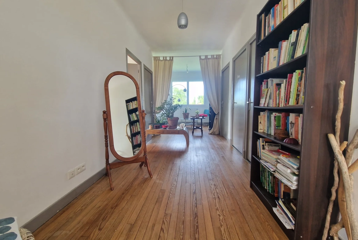 A vendre maison rénovée avec deux appartements à Rabastens-de-Bigorre 