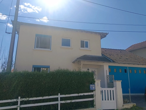 Maison familiale avec studio indépendant et potentiel de division à Tulle