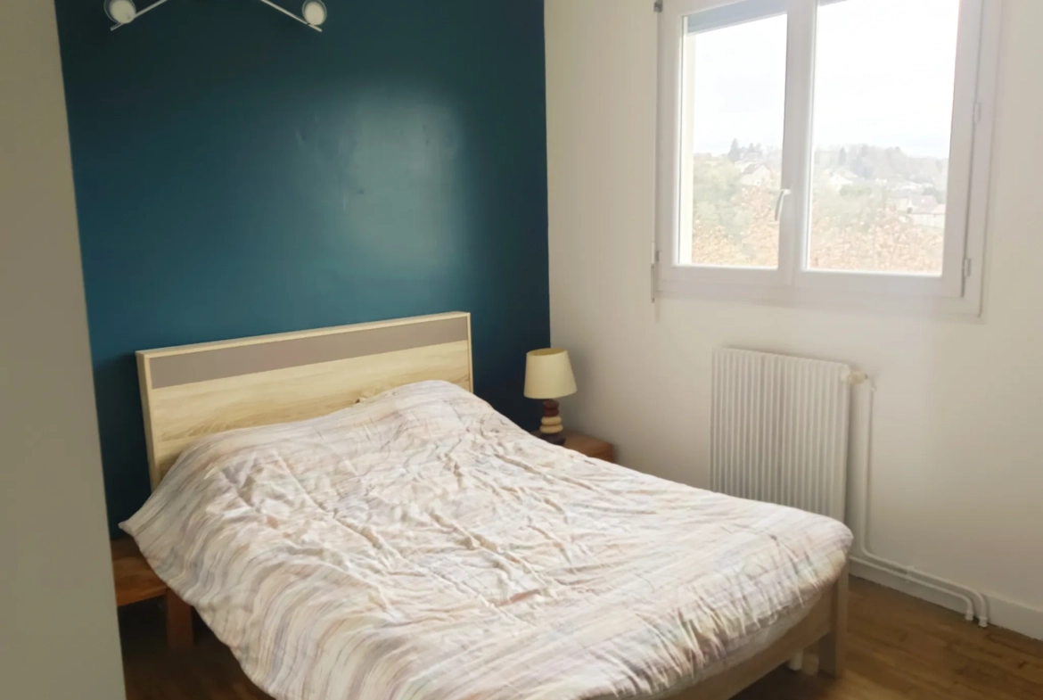 Maison familiale avec studio indépendant et potentiel de division à Tulle 