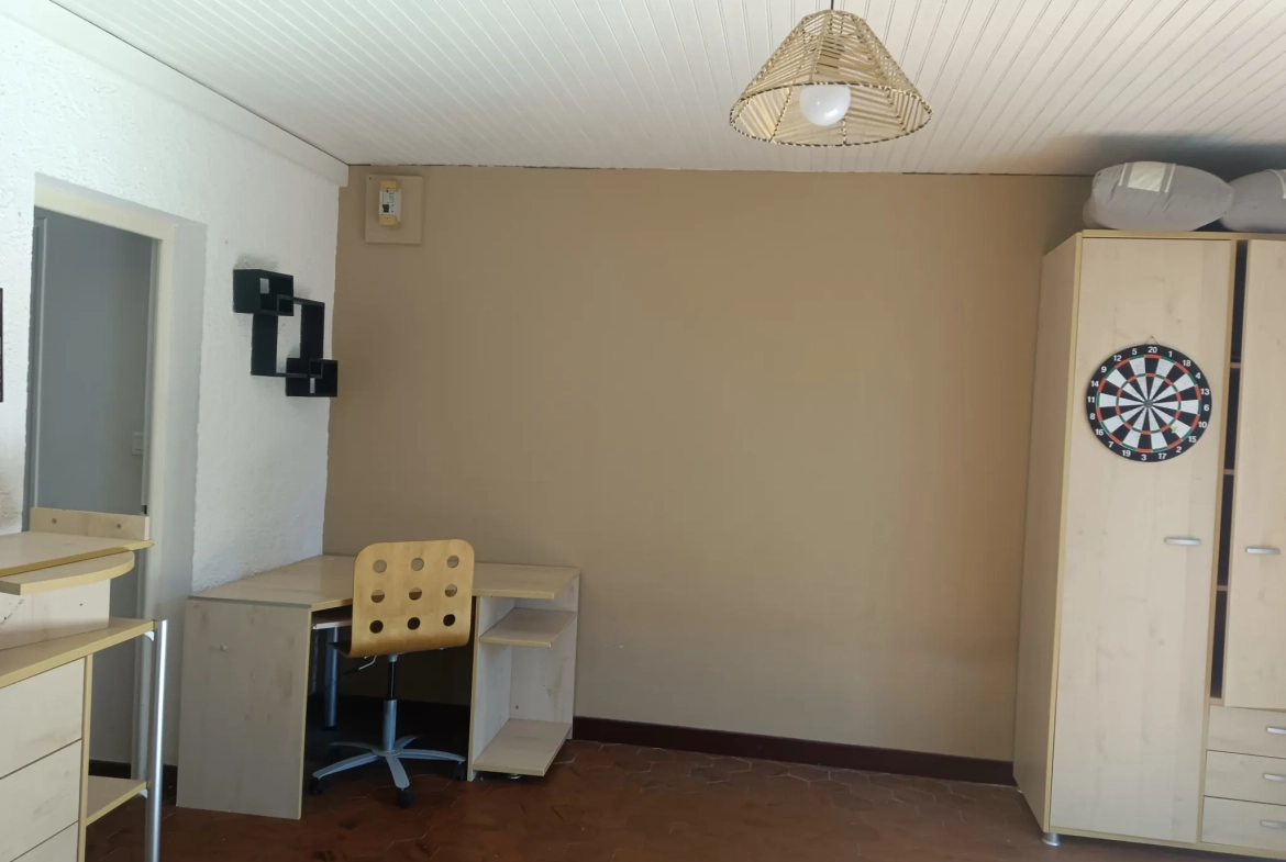 Maison familiale avec studio indépendant et potentiel de division à Tulle 