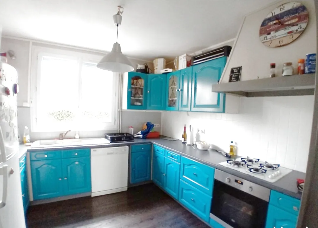 Maison familiale avec studio indépendant et potentiel de division à Tulle 