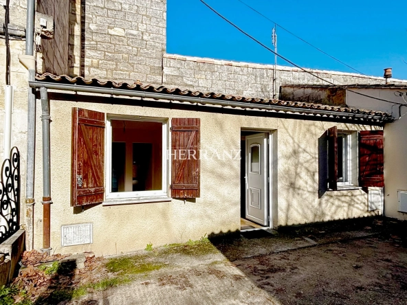 Charmante maison de plain-pied de 38 m2 à Libourne avec garage et stationnement