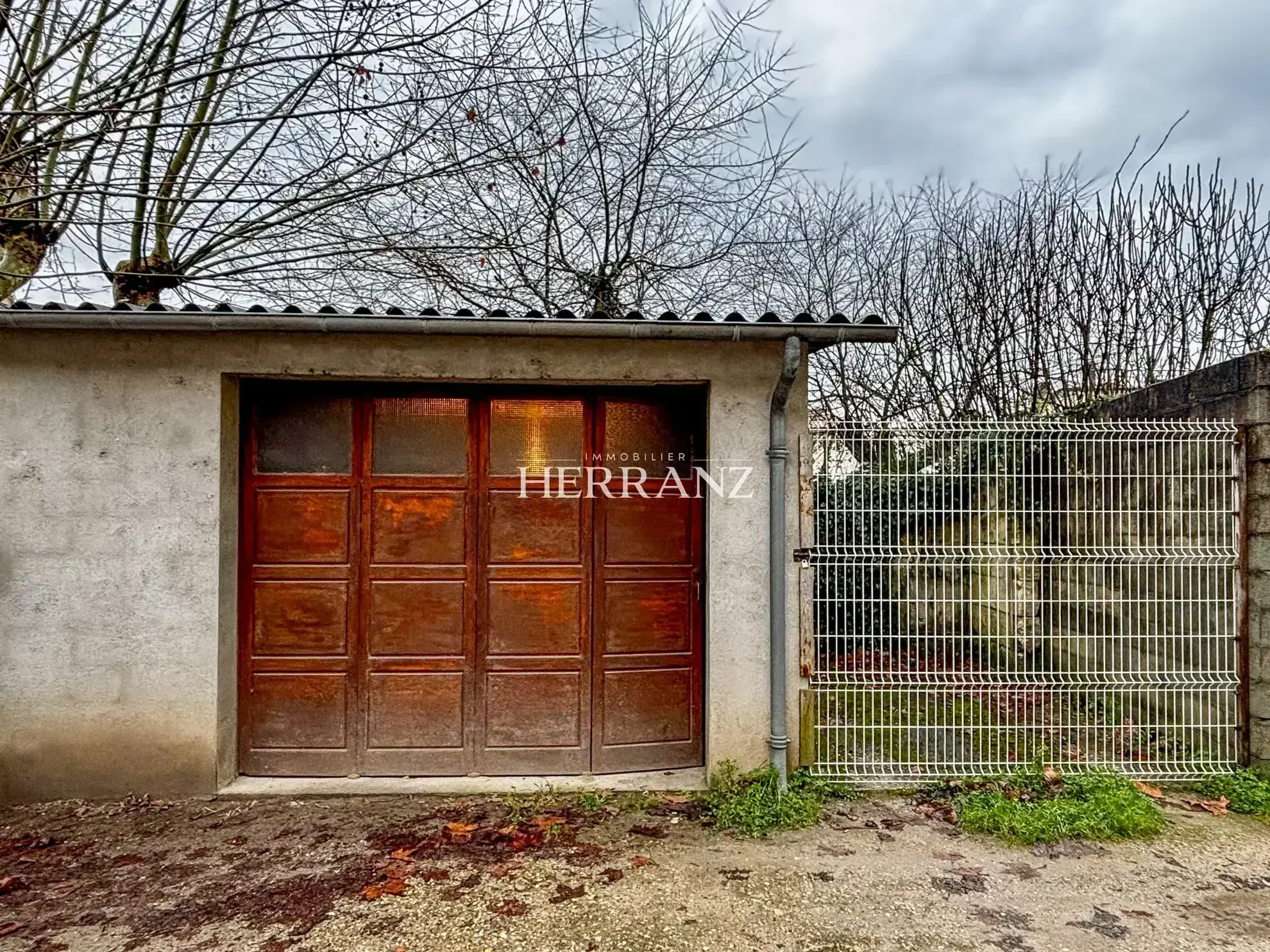 Charmante maison de plain-pied de 38 m2 à Libourne avec garage et stationnement 