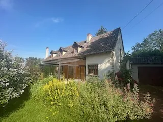 Maison de campagne de 175 m² avec dépendances à Briant (71110)