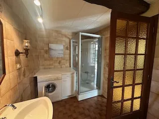 Maison de campagne de 175 m² avec dépendances à Briant (71110) 