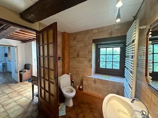 Maison de campagne de 175 m² avec dépendances à Briant (71110) 