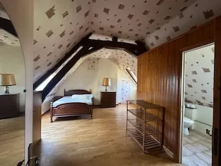Maison de campagne de 175 m² avec dépendances à Briant (71110) 