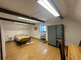 Maison de campagne de 175 m² avec dépendances à Briant (71110) 