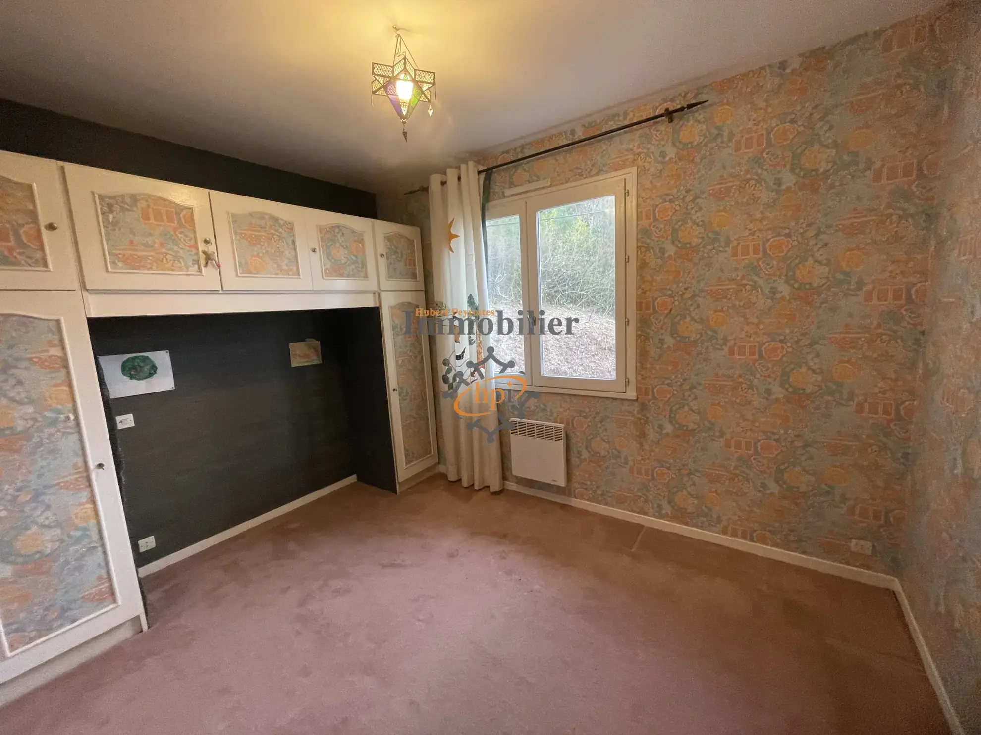 Maison à vendre avec terrain à Saint Affrique - Vue dégagée et environnement paisible 