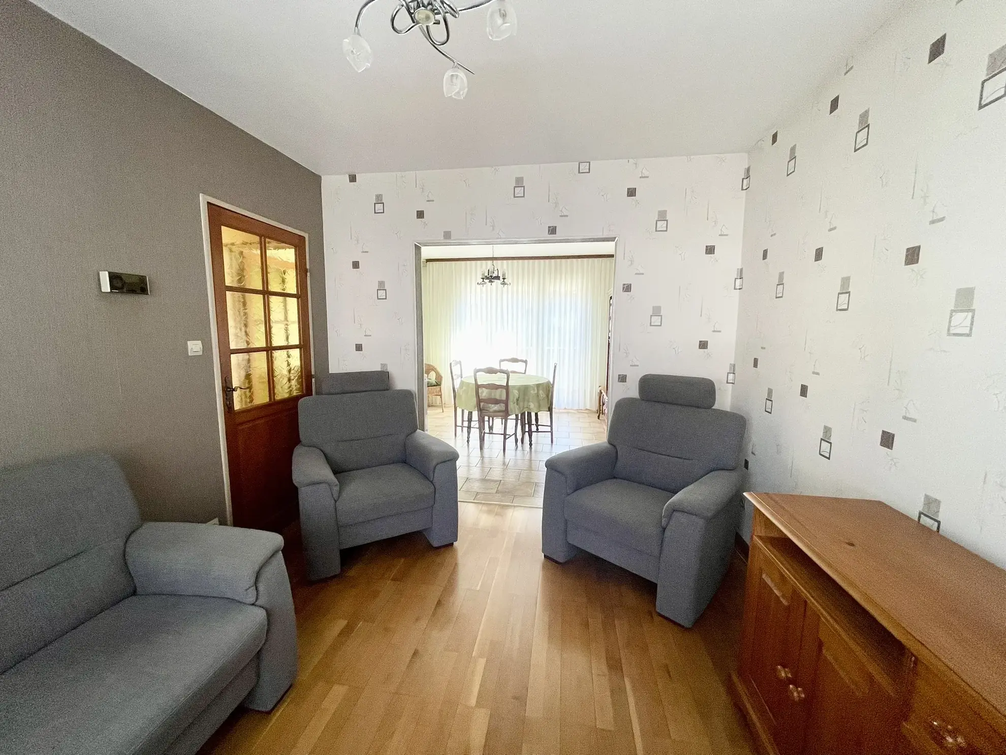 Maison à rénover de 90 m² avec jardin et garage à Mondelange 
