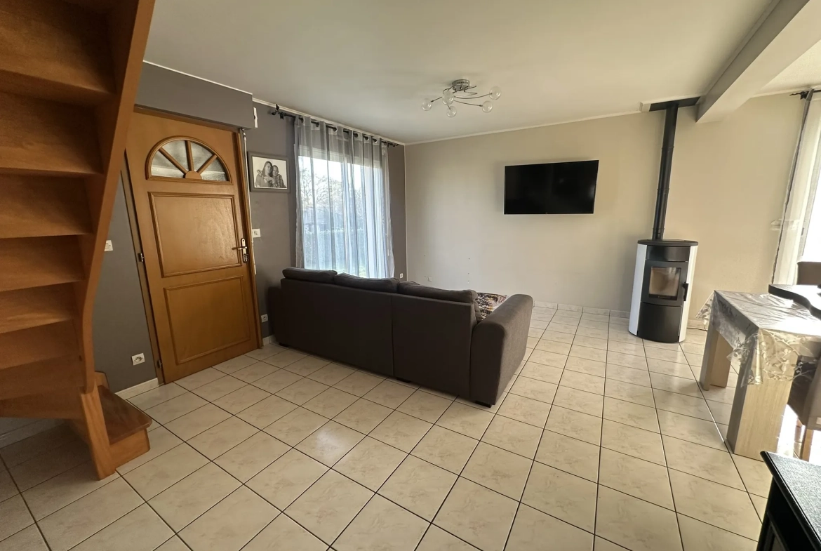 Maison familiale de 95 m² avec jardin à La Chapelle Neuve 