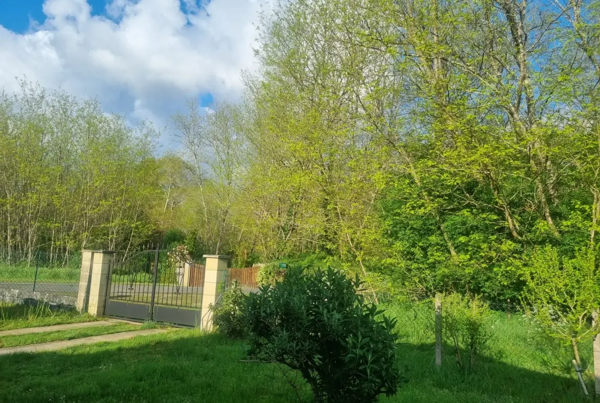 Charmante maison de village de 85 m² avec jardin à Bazas 