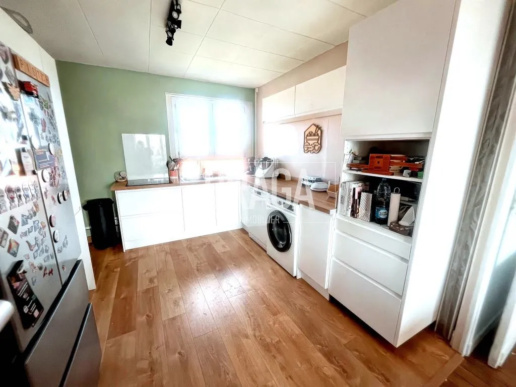 Appartement lumineux à vendre à Outreau, 2 chambres, parking et caves 