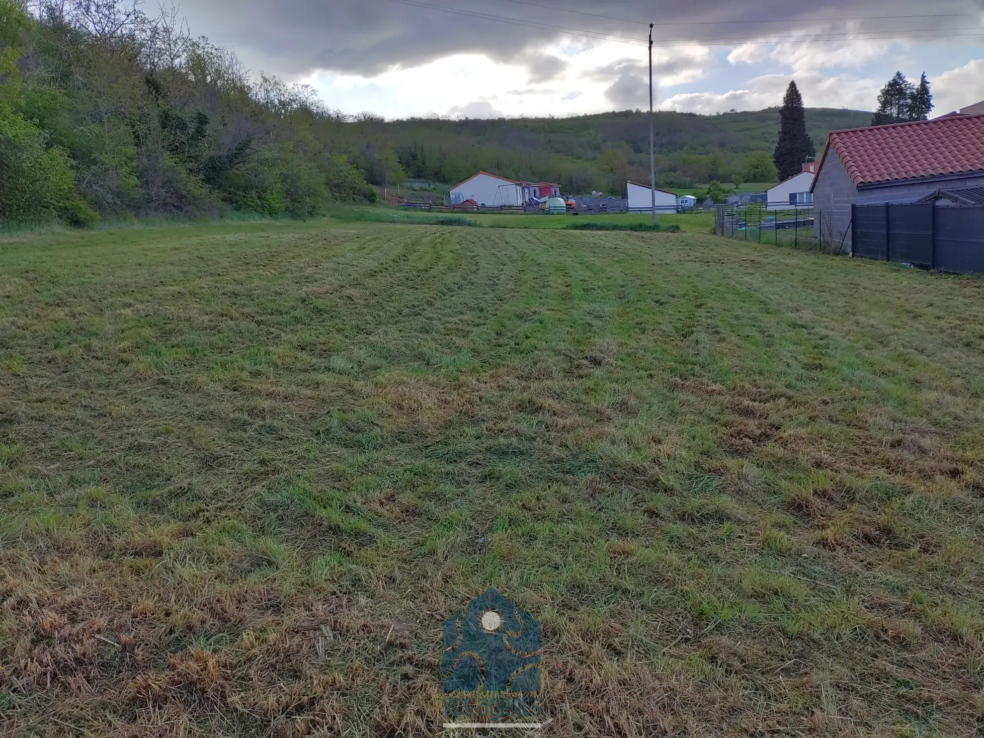 Terrain constructible à Orsonnette dans le Puy-de-Dôme - 2911 m² 