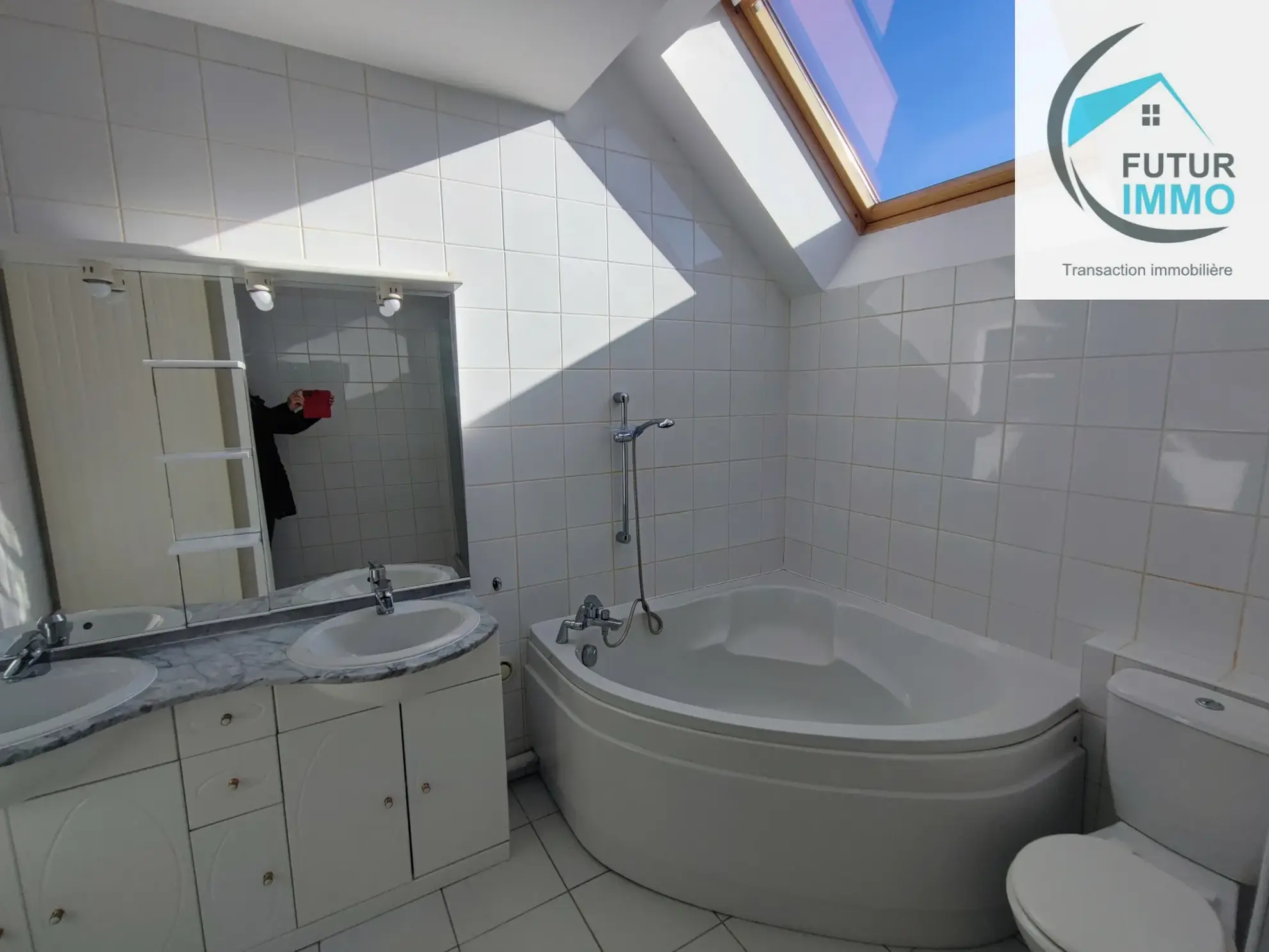Maison 140 m² à Mathay avec jardin, garage et 4 chambres 