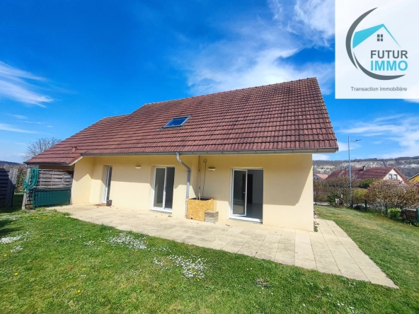 Maison 140 m² à Mathay avec jardin, garage et 4 chambres