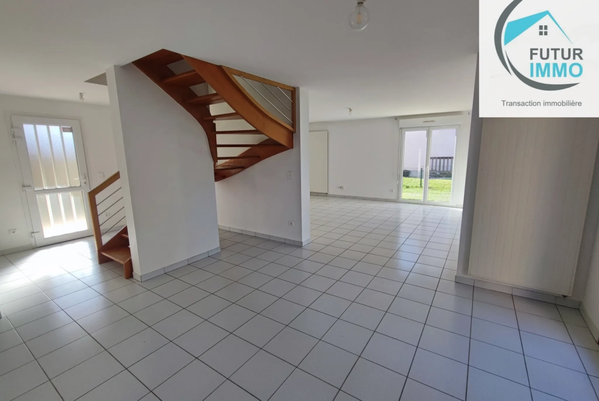 Maison 140 m² à Mathay avec jardin, garage et 4 chambres 