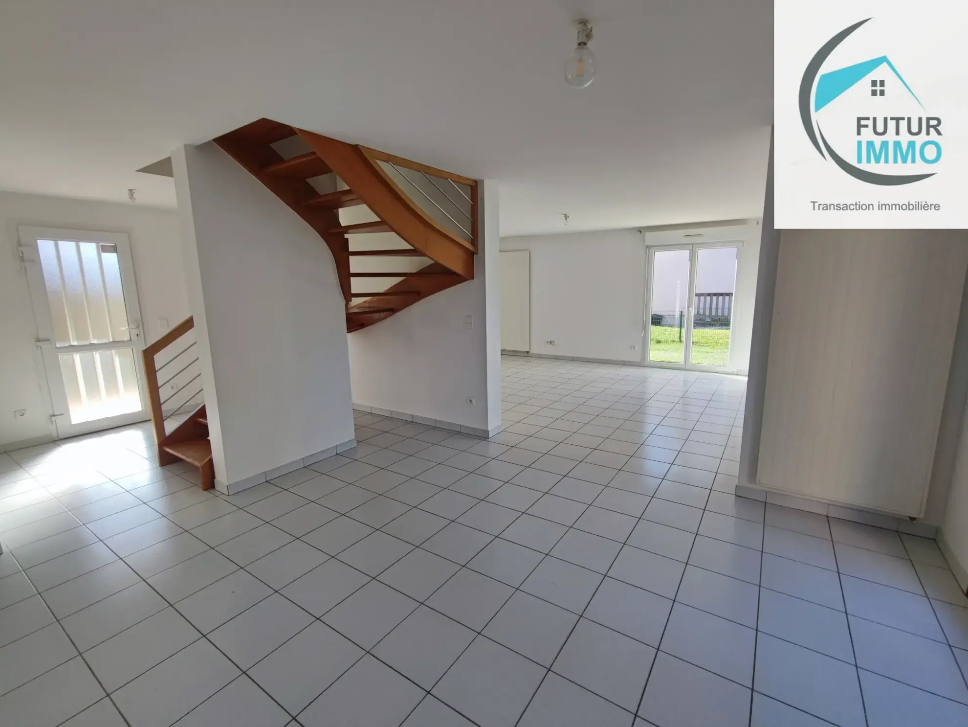 Maison 140 m² à Mathay avec jardin, garage et 4 chambres 