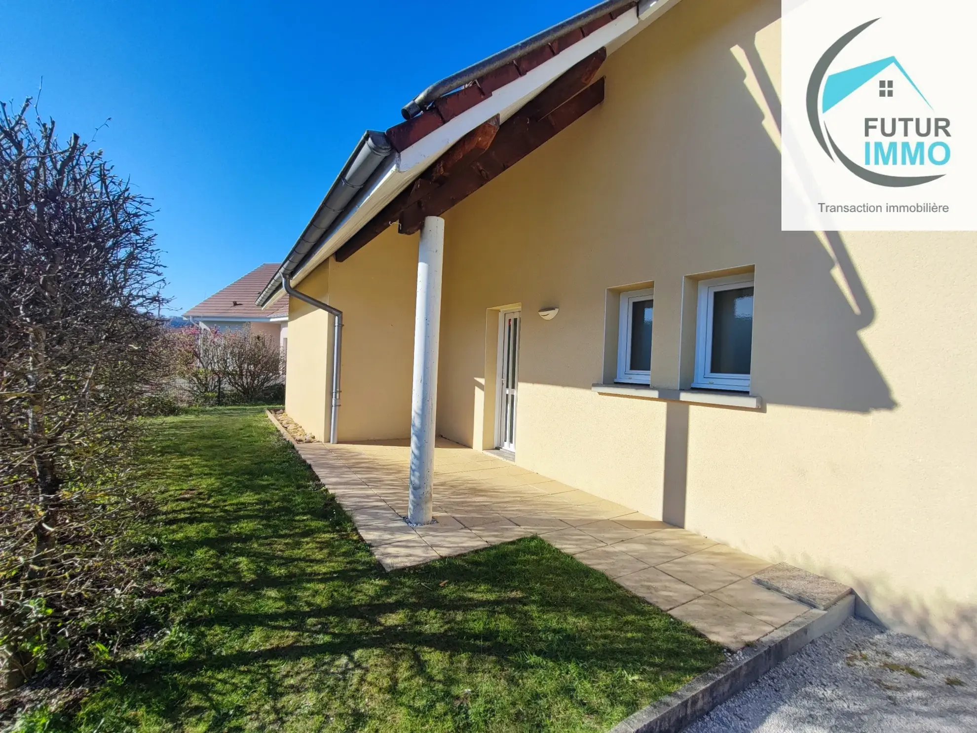 Maison 140 m² à Mathay avec jardin, garage et 4 chambres 