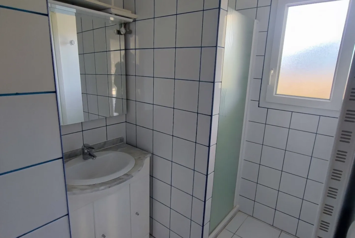 Maison 140 m² à Mathay avec jardin, garage et 4 chambres 