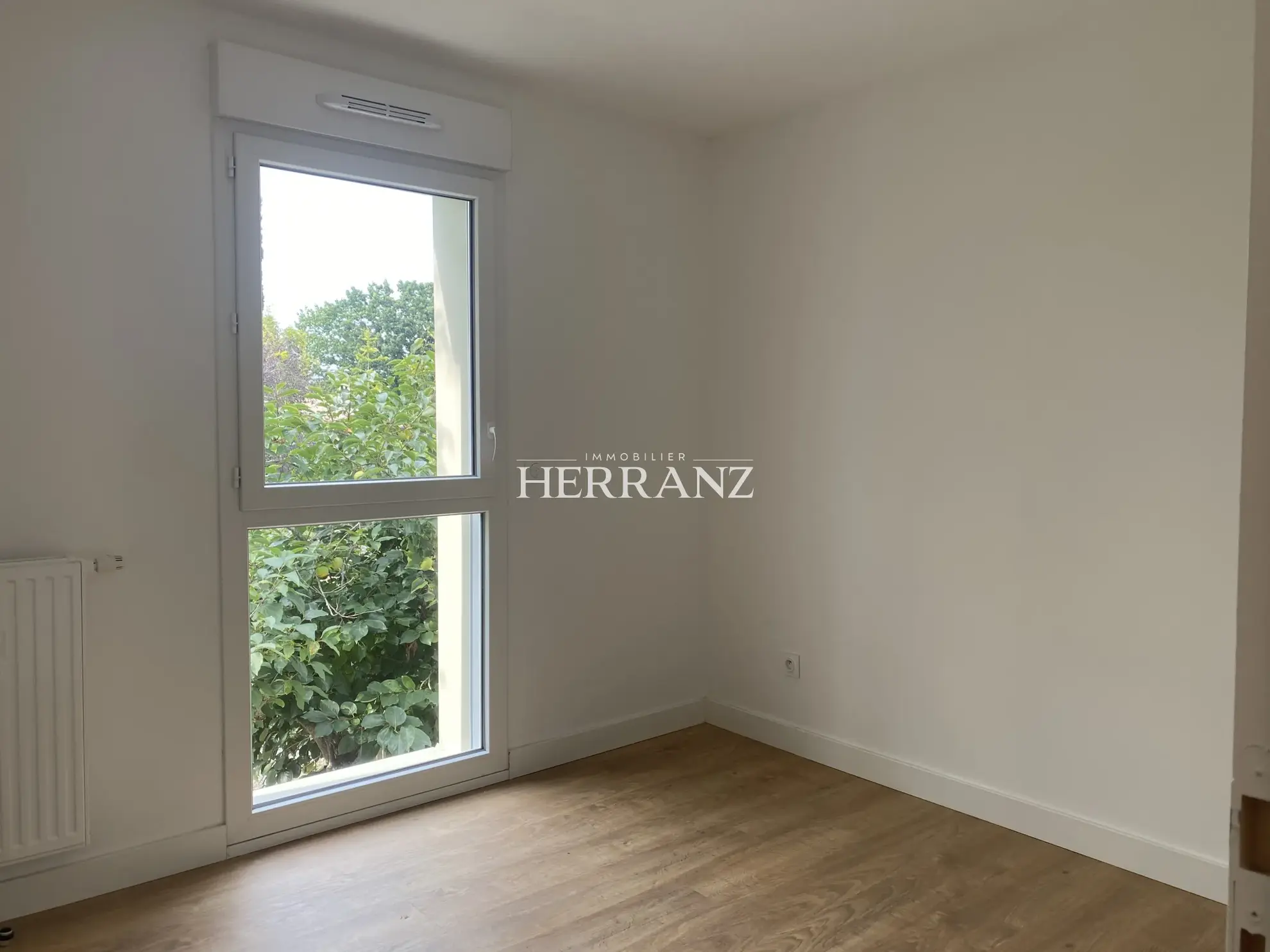 Appartement neuf de 42 m² avec terrasse à Artigues-Près-Bordeaux 