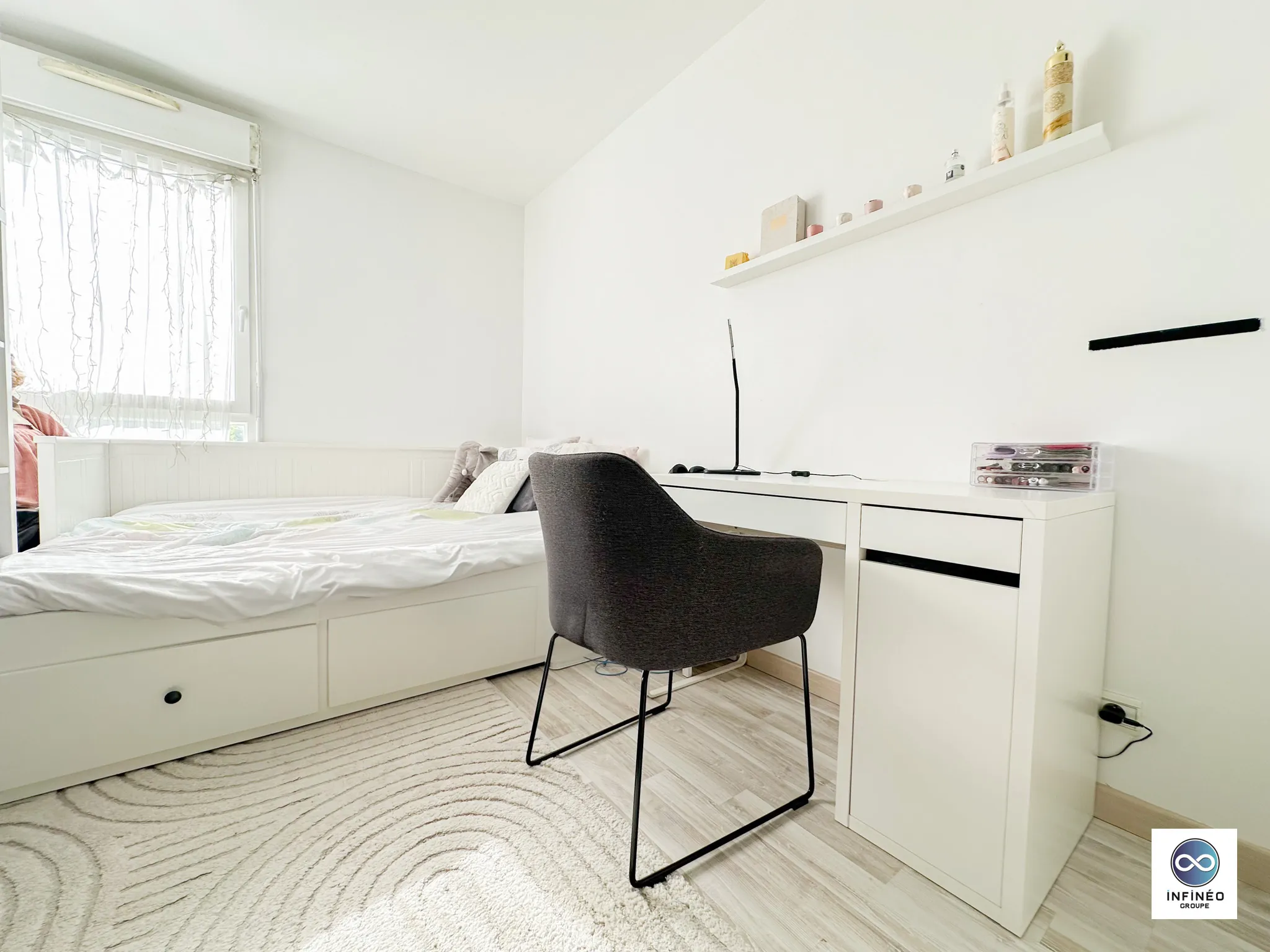 Appartement 4 pièces avec balcon et box à Sainte-Geneviève-des-Bois 