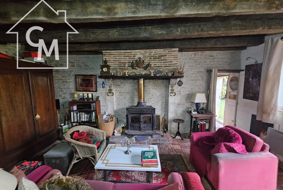 Maison avec jardin, dépendances et garage à Bannegon 