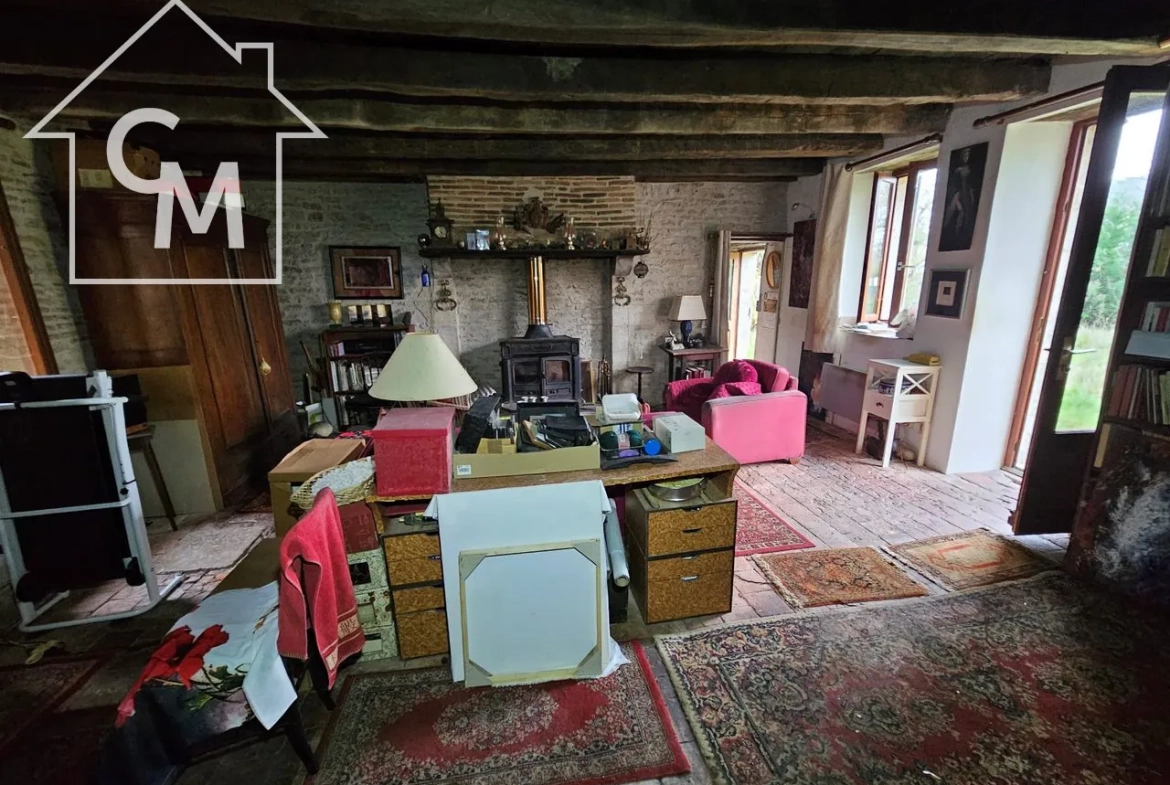 Maison avec jardin, dépendances et garage à Bannegon 