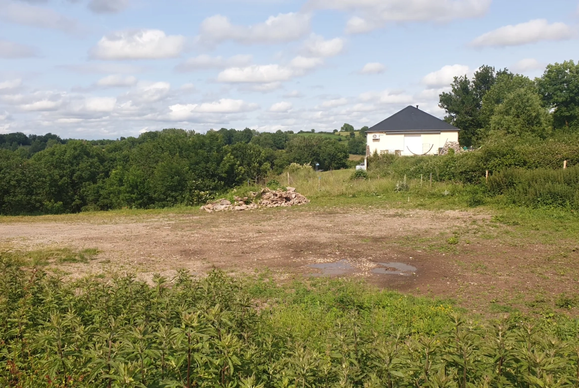 Terrain à bâtir à Druelle avec vue panoramique, idéal pour votre projet immobilier 