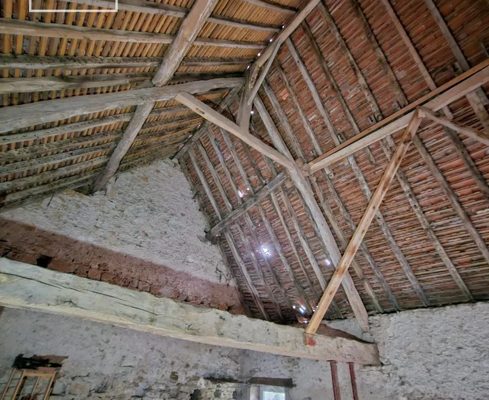 Maison avec jardin, dépendances et garage à Bannegon 