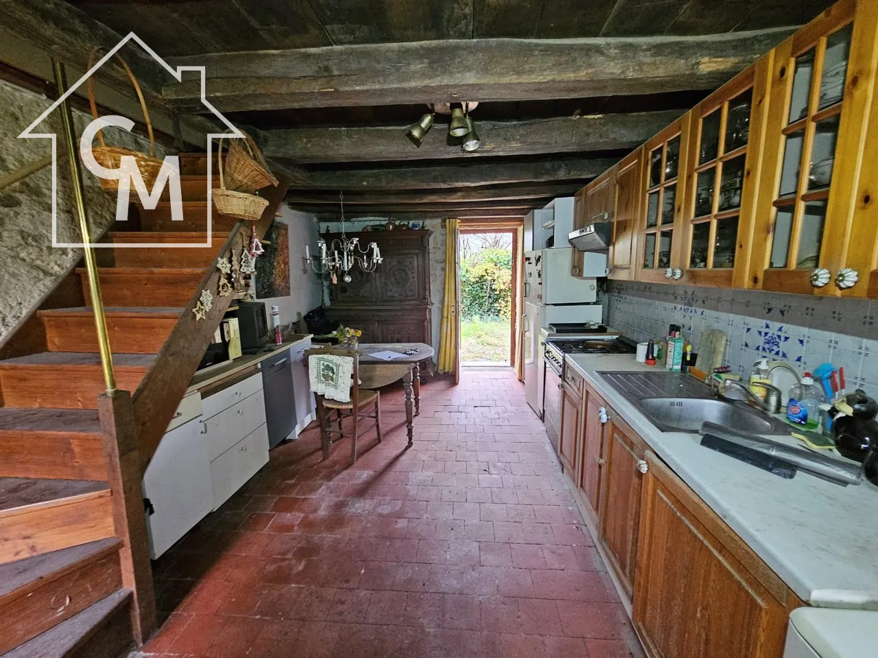 Maison avec jardin, dépendances et garage à Bannegon 