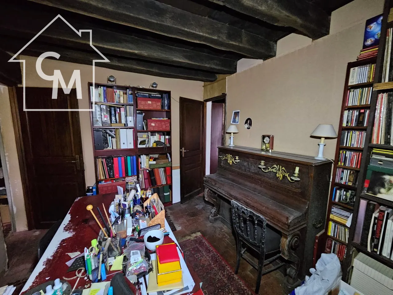 Maison avec jardin, dépendances et garage à Bannegon 