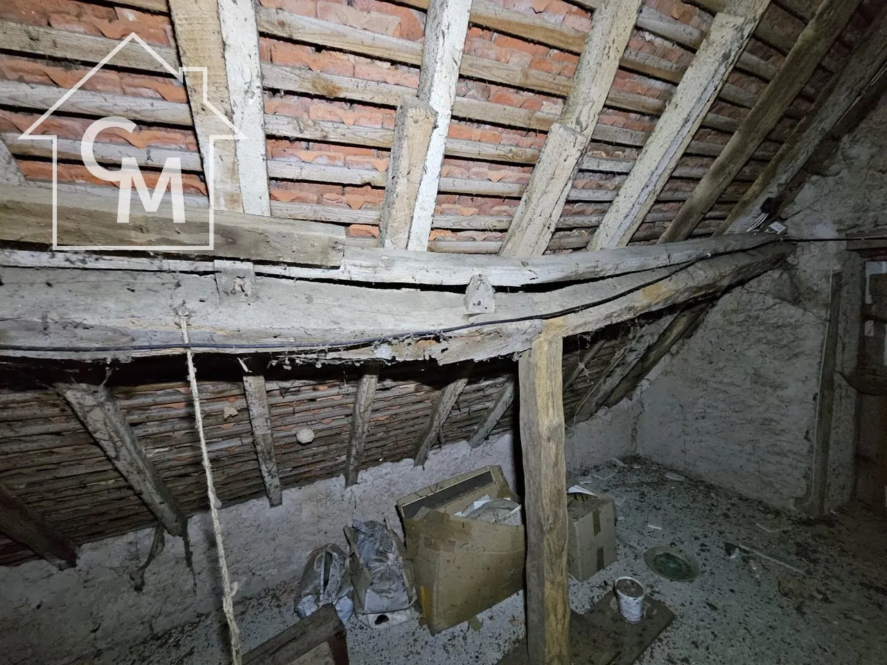 Maison avec jardin, dépendances et garage à Bannegon 