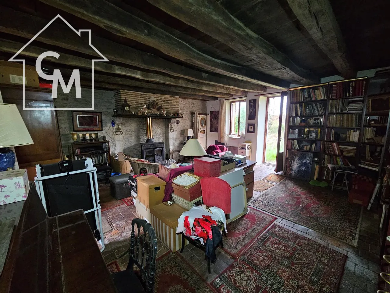 Maison avec jardin, dépendances et garage à Bannegon 