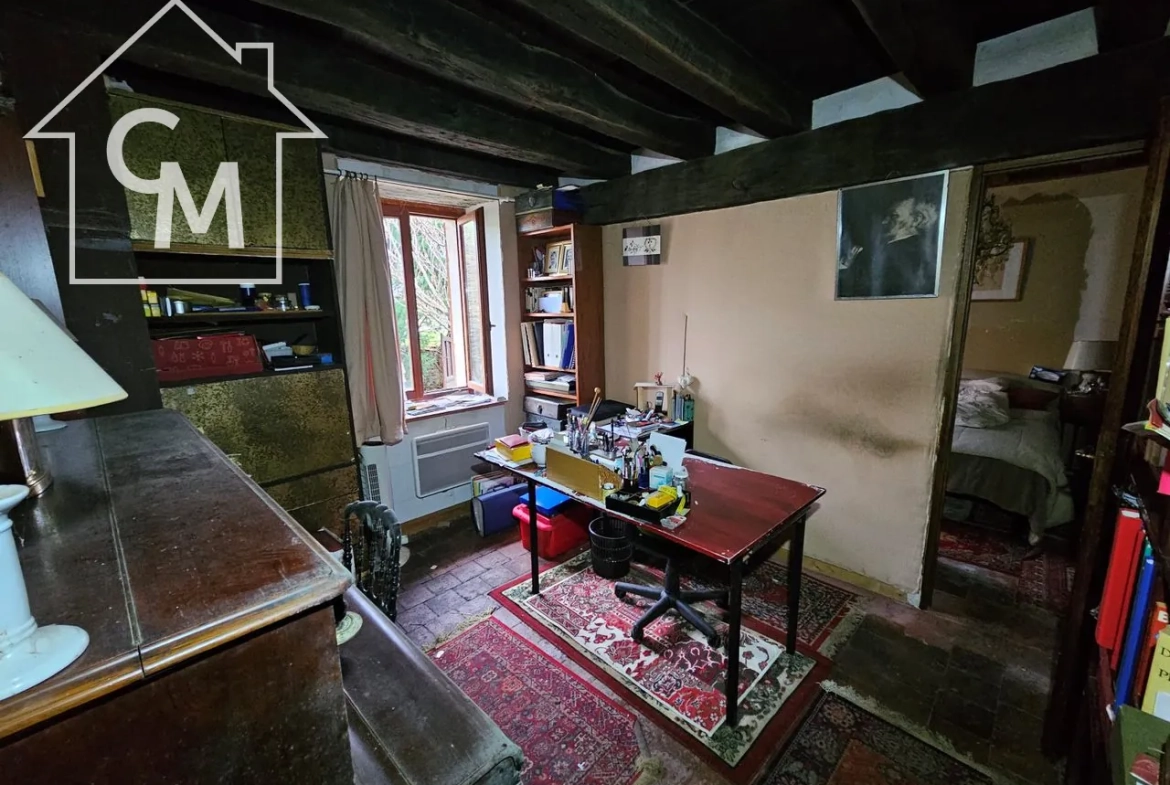 Maison avec jardin, dépendances et garage à Bannegon 