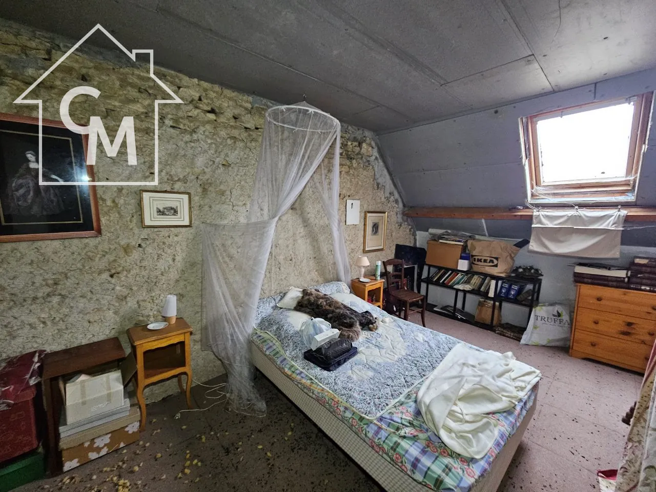 Maison avec jardin, dépendances et garage à Bannegon 