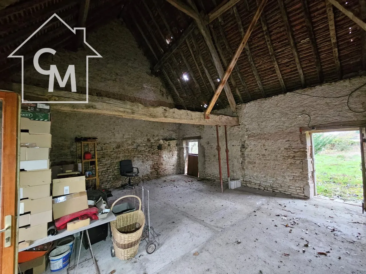 Maison avec jardin, dépendances et garage à Bannegon 